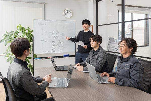 DENZ:企業案内用(仕事風景)撮影(2025/12/12)の事例写真