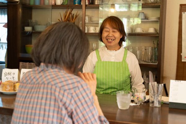 株式会社 FIVECLUV:カフェ・レストラン撮影(2026/06/12)の事例写真