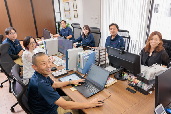 株式会社ベースインテリア:企業案内用(仕事風景)撮影(2026/08/07)の事例写真