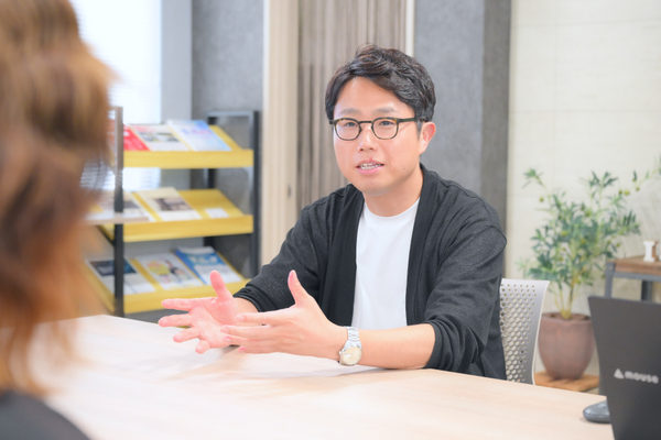 株式会社LayerX:インタビュー・対談用撮影(2026/08/18)の事例写真