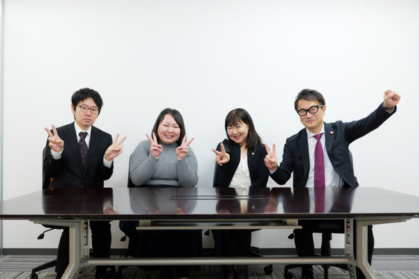 田中・渡辺・中尾法律事務所:集合写真撮影