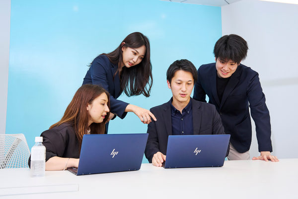 ビズメイツ株式会社:企業案内用(仕事風景)撮影(2022/12/05)の事例写真