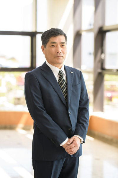 一丸ファルコス株式会社:企業案内用(集合写真)撮影(2023/04/17)の事例写真