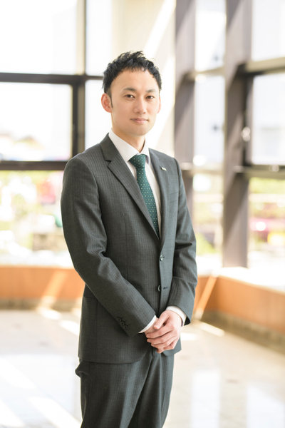 一丸ファルコス株式会社:企業案内用(集合写真)撮影(2023/04/17)の事例写真