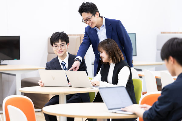 株式会社菱友システムズ:求人・採用ページ用撮影(2025/01/23)の事例写真