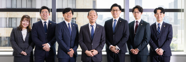弁護士法人権藤&パートナーズ:企業案内用(集合写真)撮影(2025/05/20)の事例写真