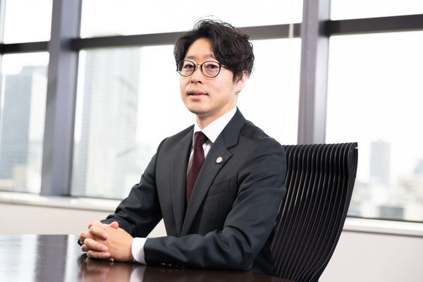 弁護士法人権藤&パートナーズ:企業案内用(集合写真)撮影(2025/05/20)の事例写真