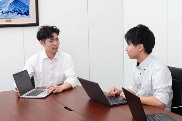 ジャパンワランティサポート株式会社:宣材写真撮影(2025/07/01)の事例写真